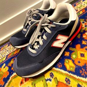 Kid’s Size 5 New Balance sneakers/ running shoes NWOT. Perfect condition!